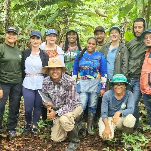 Imagen de Nuevas experiencias con comunidades locales
